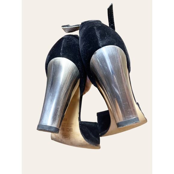 BCBGMaxAzria Black Suede Silver Pointed-Toe Heels Size 8 - Picture 8 of 9